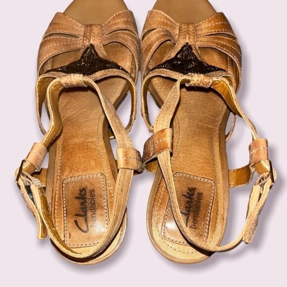 Clarks Beaded Wedge Sandals Straps Heels Summer Arch Support Shoes Womens Size 8 - Picture 7 of 13